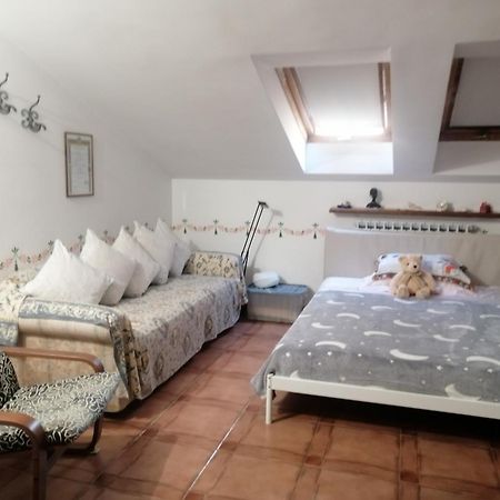 Hotel La Stanza Dello Scirocco Celle Ligure Exterior foto